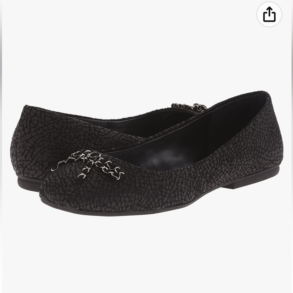 Tahari Women's Black Leather INCA Flats w/ Chain Bow